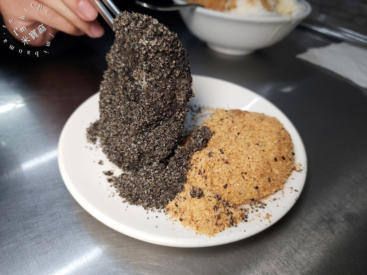 魏祥記純糖麻糬｜延三夜市60年老店：溫熱麻糬冰、古早味甜湯暖心推薦
