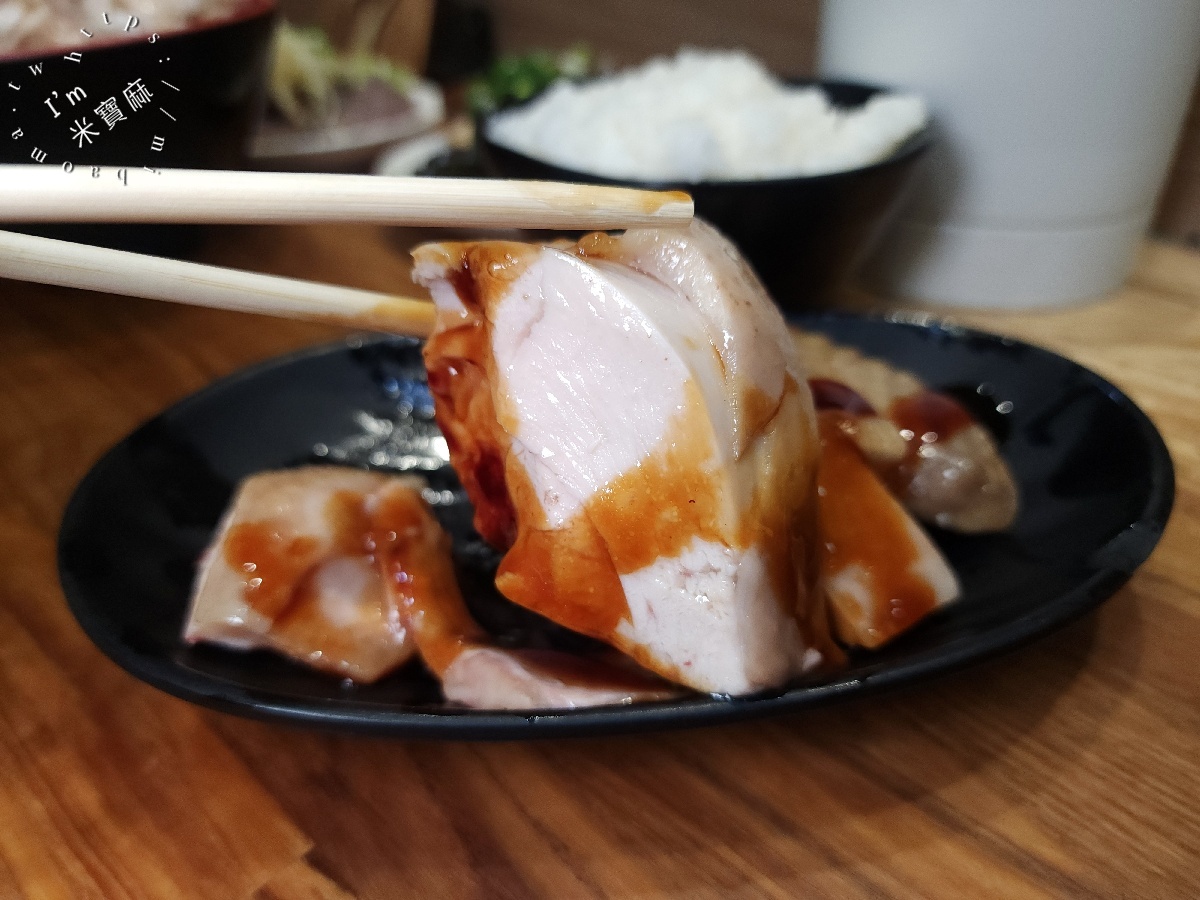曉紅蔥臺式小吃專門｜永和頂溪排隊美食！必吃雞絲飯、銷魂白斬雞，古早味小吃這樣選！