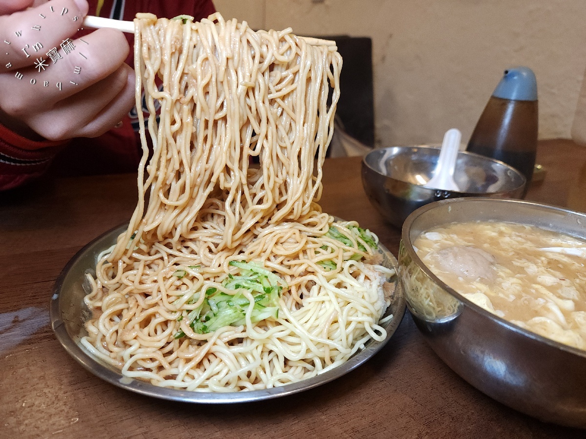 小慧涼麵店｜大安美食，捷運六張犁站必吃！銅板價享受CP值爆棚的麻醬涼麵與料多綜合湯