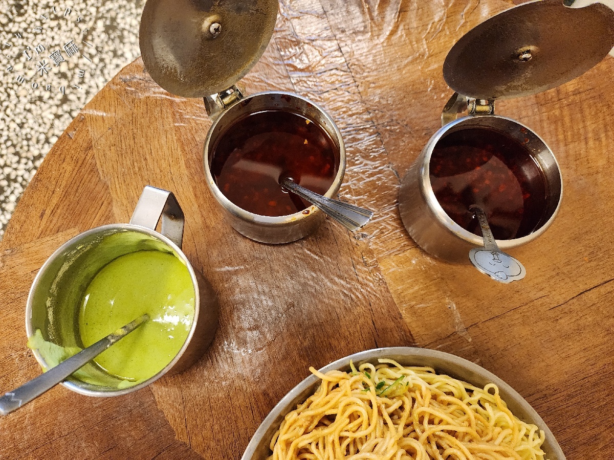 小慧涼麵店｜大安美食，捷運六張犁站必吃！銅板價享受CP值爆棚的麻醬涼麵與料多綜合湯