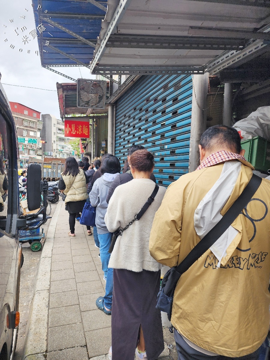 小慧涼麵店｜大安美食，捷運六張犁站必吃！銅板價享受CP值爆棚的麻醬涼麵與料多綜合湯