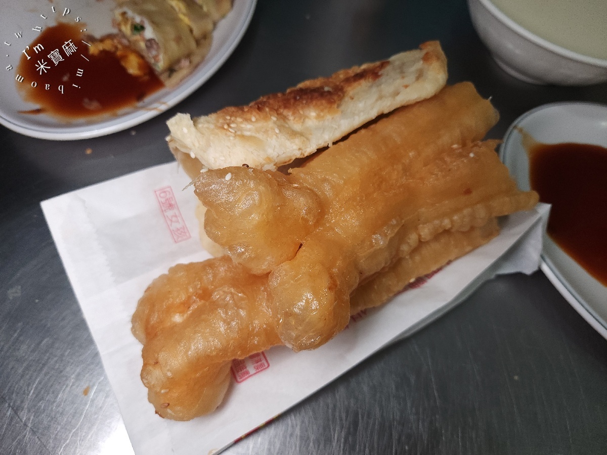 板橋原味豆漿店｜板橋早餐50年老店：巷弄飄香燒餅油條與多元中式早點巡禮