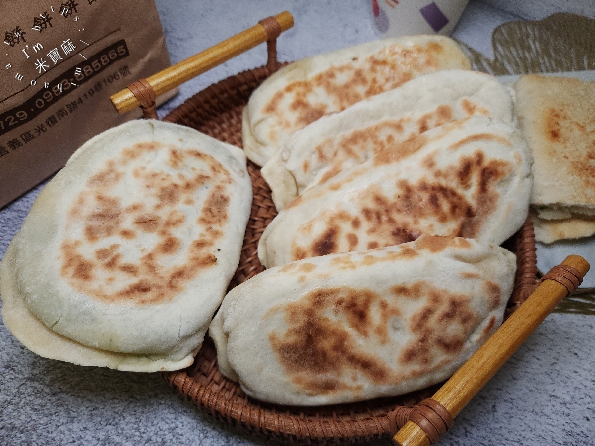 周家豆腐捲｜國父紀念館站光復市場必吃！500碗推薦的東北乾烙餅皮傳奇，清爽不油膩的家鄉味