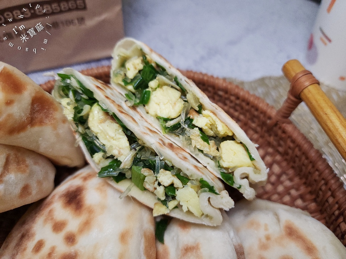 周家豆腐捲｜國父紀念館站光復市場必吃！500碗推薦的東北乾烙餅皮傳奇，清爽不油膩的家鄉味