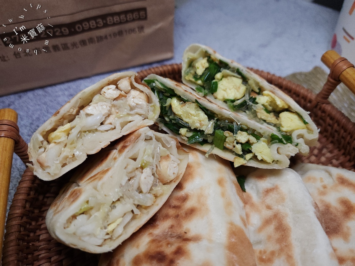 周家豆腐捲｜國父紀念館站光復市場必吃！500碗推薦的東北乾烙餅皮傳奇，清爽不油膩的家鄉味