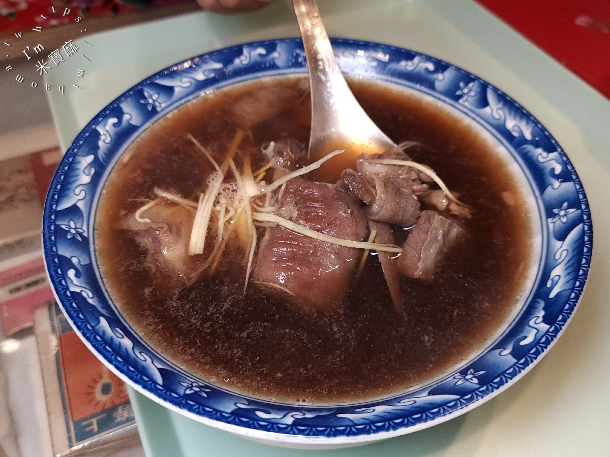 寶杏堂手切滷肉飯溫補羊肉湯｜新店文山木柵人氣美食推薦，手切滷肉飯與溫補羊肉湯的絕妙滋味