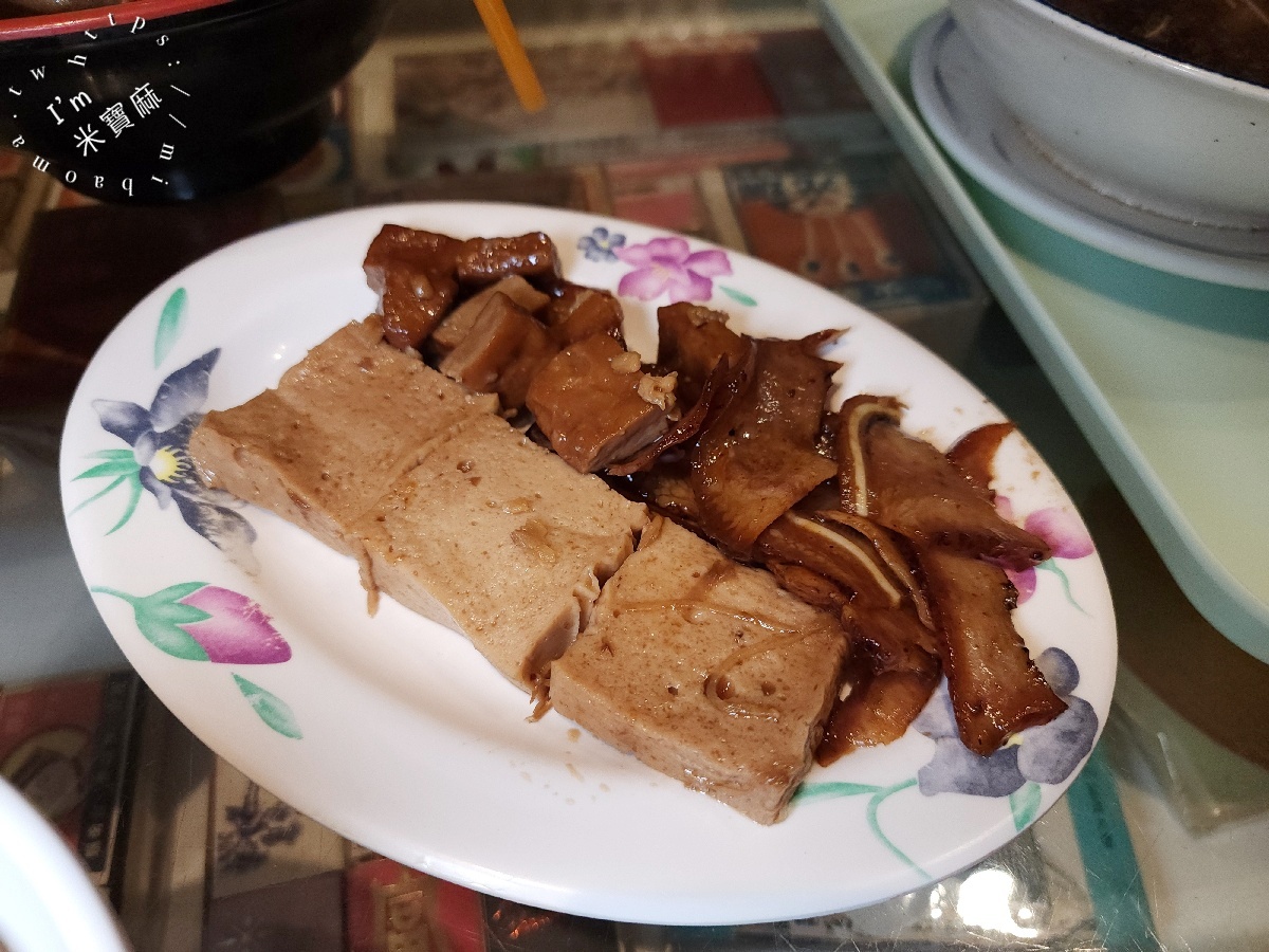 寶杏堂手切滷肉飯溫補羊肉湯｜新店文山木柵人氣美食推薦，手切滷肉飯與溫補羊肉湯的絕妙滋味