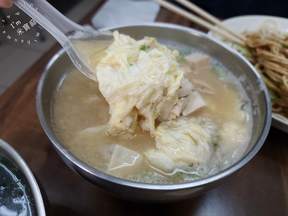 陳記特製涼麵｜三峽美食，銷魂蒜味麻醬涼麵、必點超值蛋湯，老街周邊美食首選