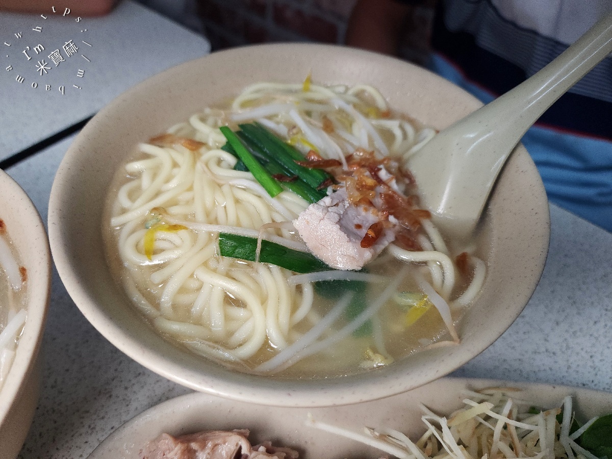 鵝媽媽鵝肉切仔麵｜景美在地必比登美食！必點煙燻鵝肉與Q彈切仔麵，吃過就懂它的厲害