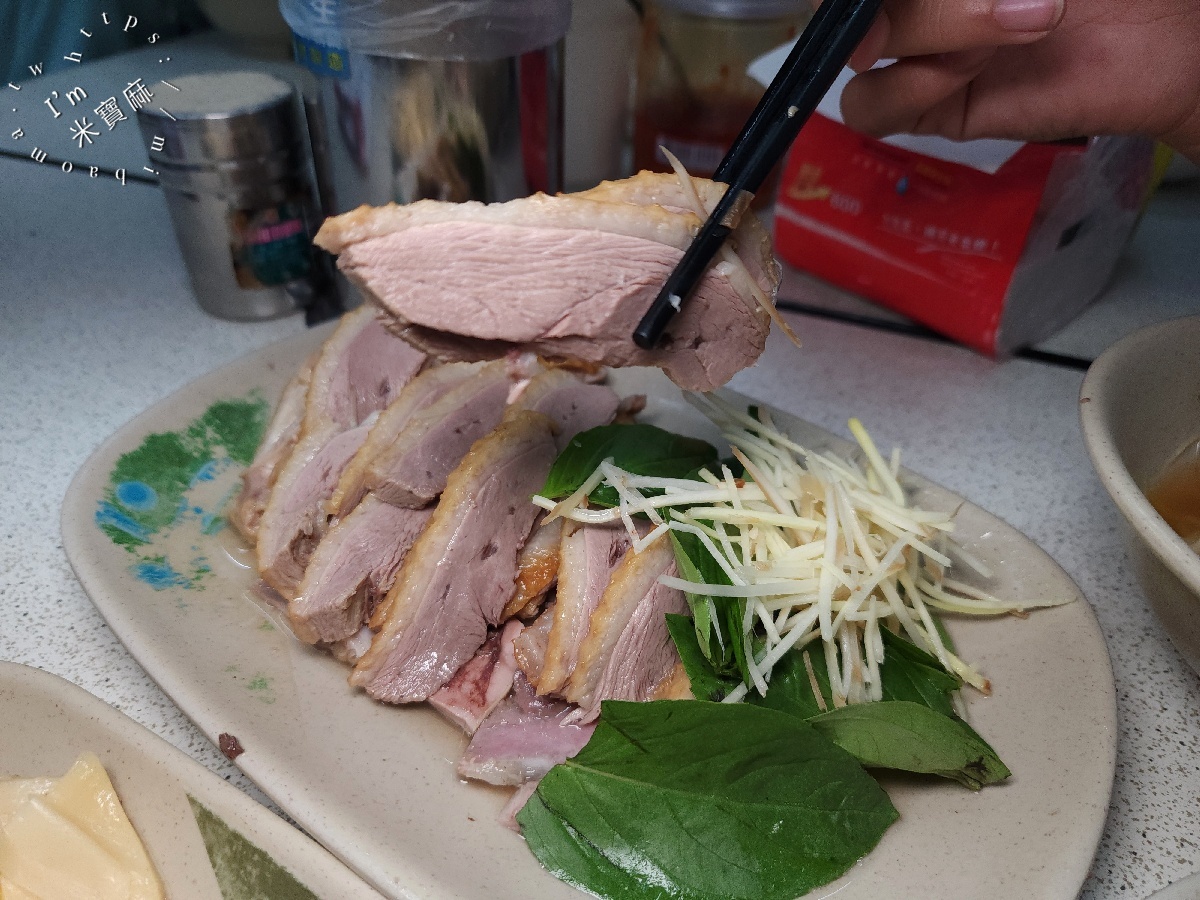 鵝媽媽鵝肉切仔麵｜景美在地必比登美食！必點煙燻鵝肉與Q彈切仔麵，吃過就懂它的厲害