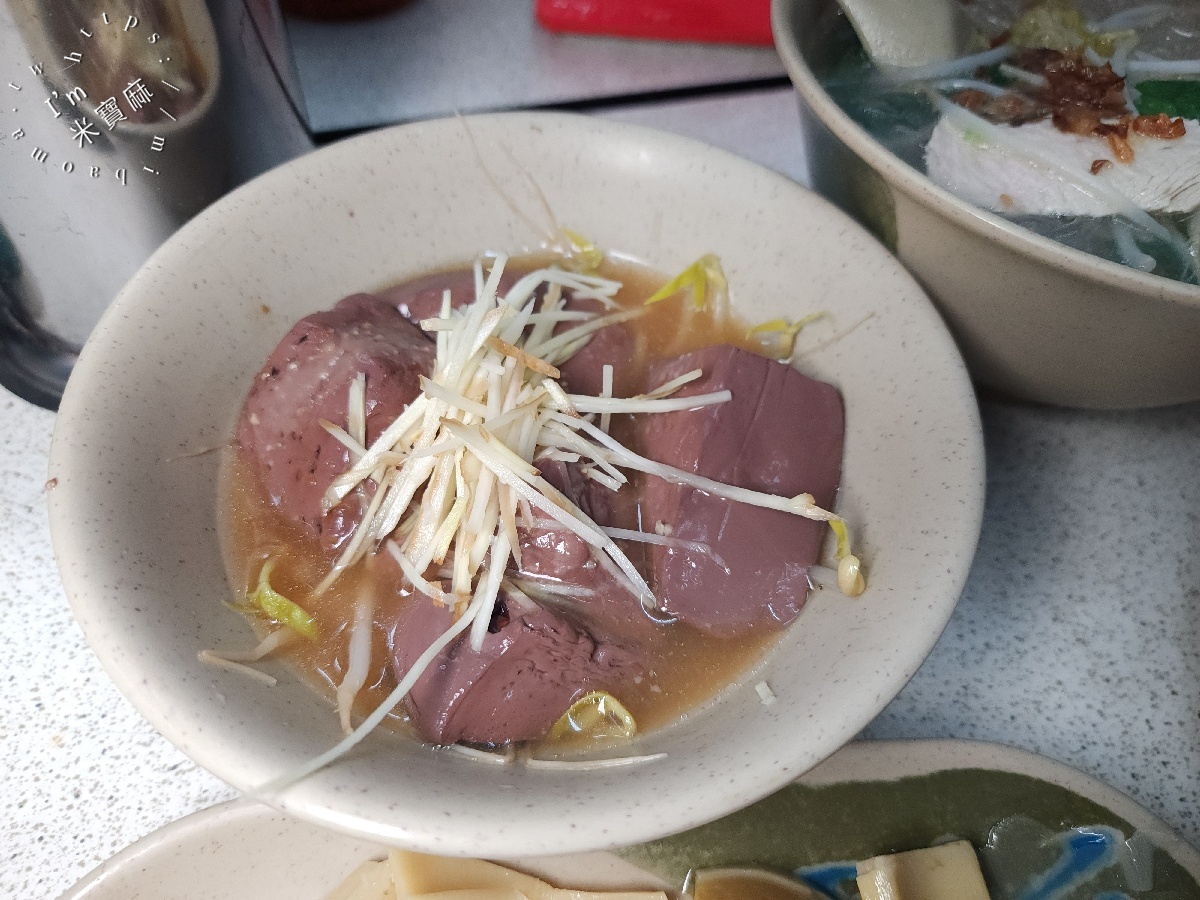 鵝媽媽鵝肉切仔麵｜景美在地必比登美食！必點煙燻鵝肉與Q彈切仔麵，吃過就懂它的厲害