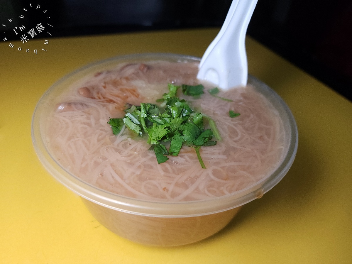 九叔公臭豆腐麵線｜新店美食，在地老饕激推！酥脆臭豆腐、大腸麵線絕配，捷運大坪林站必吃小吃