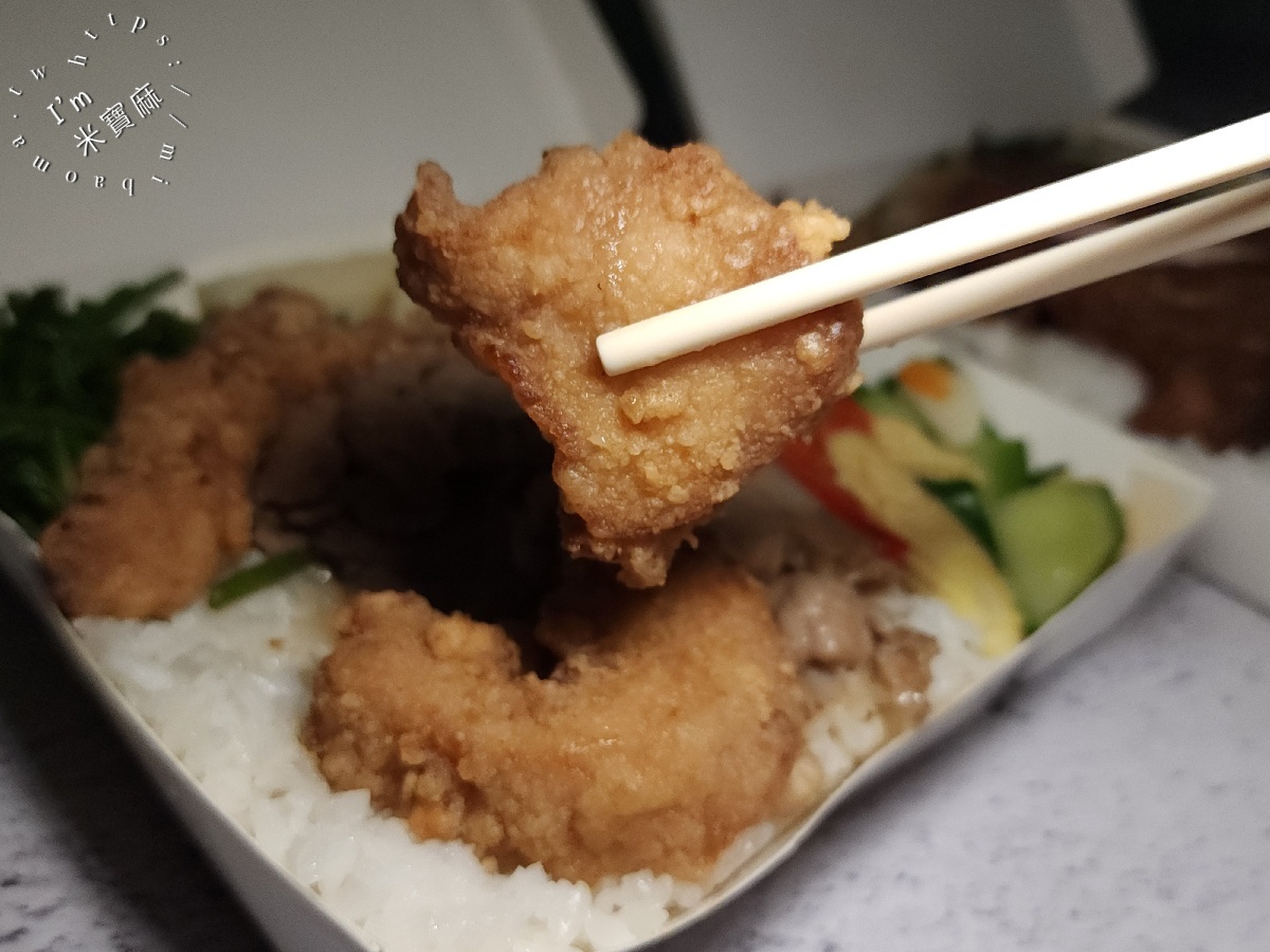 巧福便當｜台北城中市場必吃！招牌飯、炸排骨，多樣配菜讓你飽足一整天