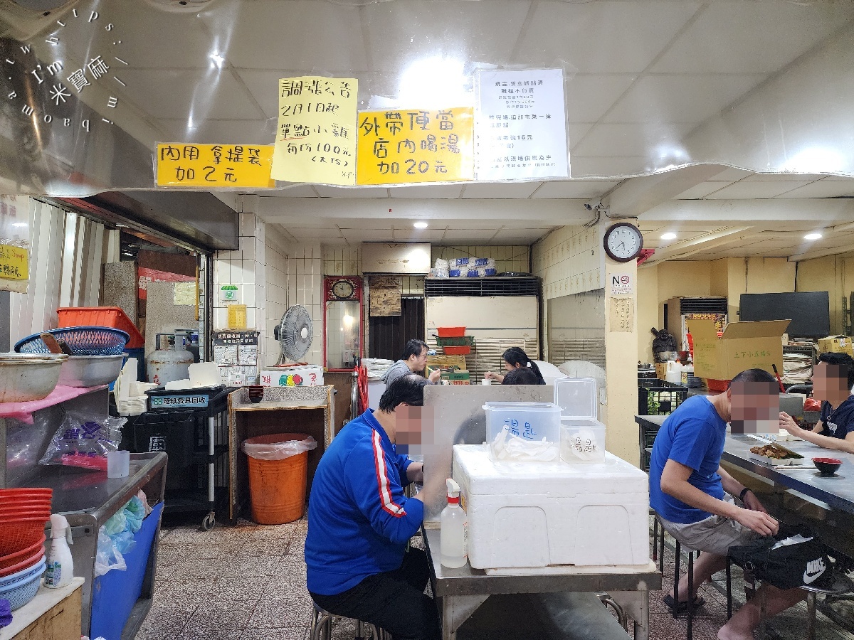 巧福便當｜台北城中市場必吃！招牌飯、炸排骨，多樣配菜讓你飽足一整天