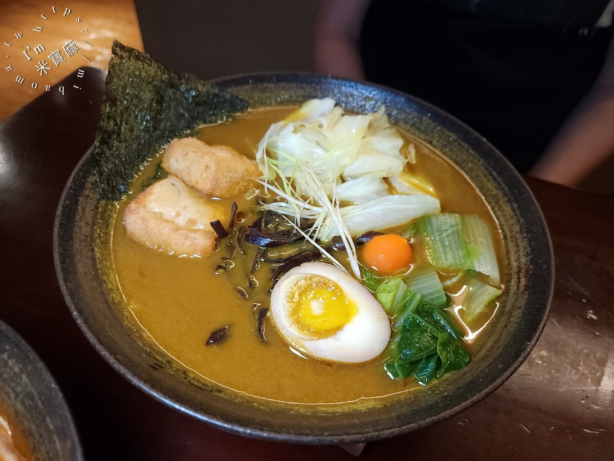 三本手工拉麵｜捷運松江南京站必吃純素美味，番茄、咖哩湯頭濃郁到不行！