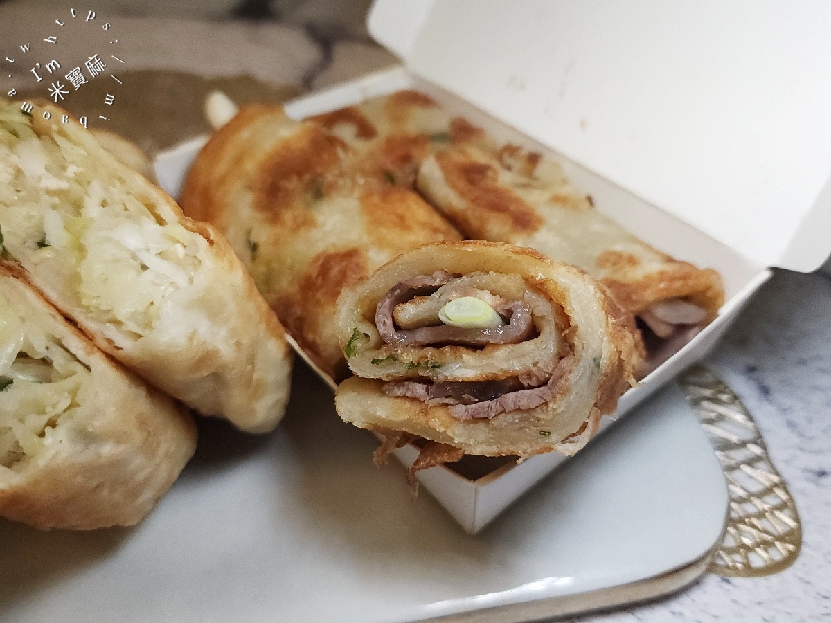 王記豆腐捲｜信義安和站美食，乾烙不油膩，銅板價小吃激推，韭菜盒、豆腐捲都很正點