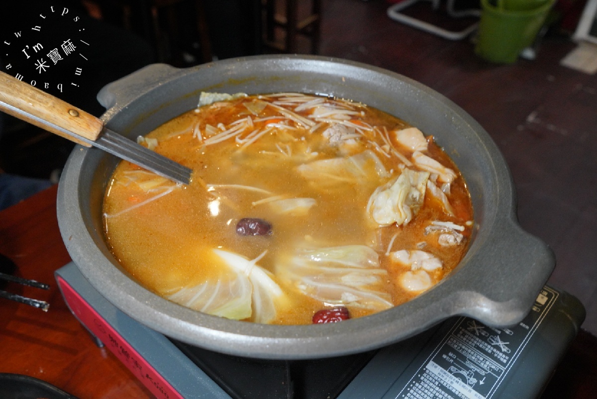 雞老闆桶仔雞｜士林美食推薦，聚餐歡唱KTV免費，當月壽星再加碼送生啤酒！