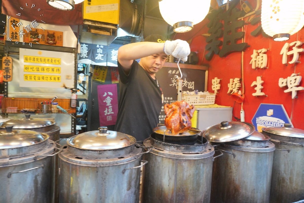 雞老闆桶仔雞｜士林美食推薦，聚餐歡唱KTV免費，當月壽星再加碼送生啤酒！