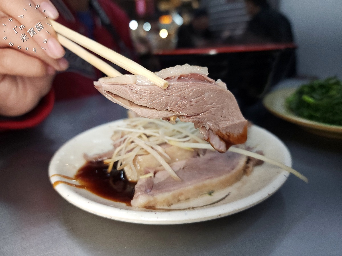 好吃當歸鴨｜樂華夜市美食，暖心湯頭與銷魂鴨肉，百元平價享受