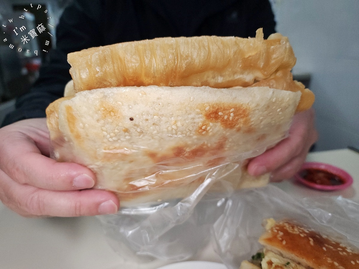 家香豆漿店｜信義區早餐，酥香燒餅油條、爆汁小籠包，在地人也愛的吳興街排隊美食