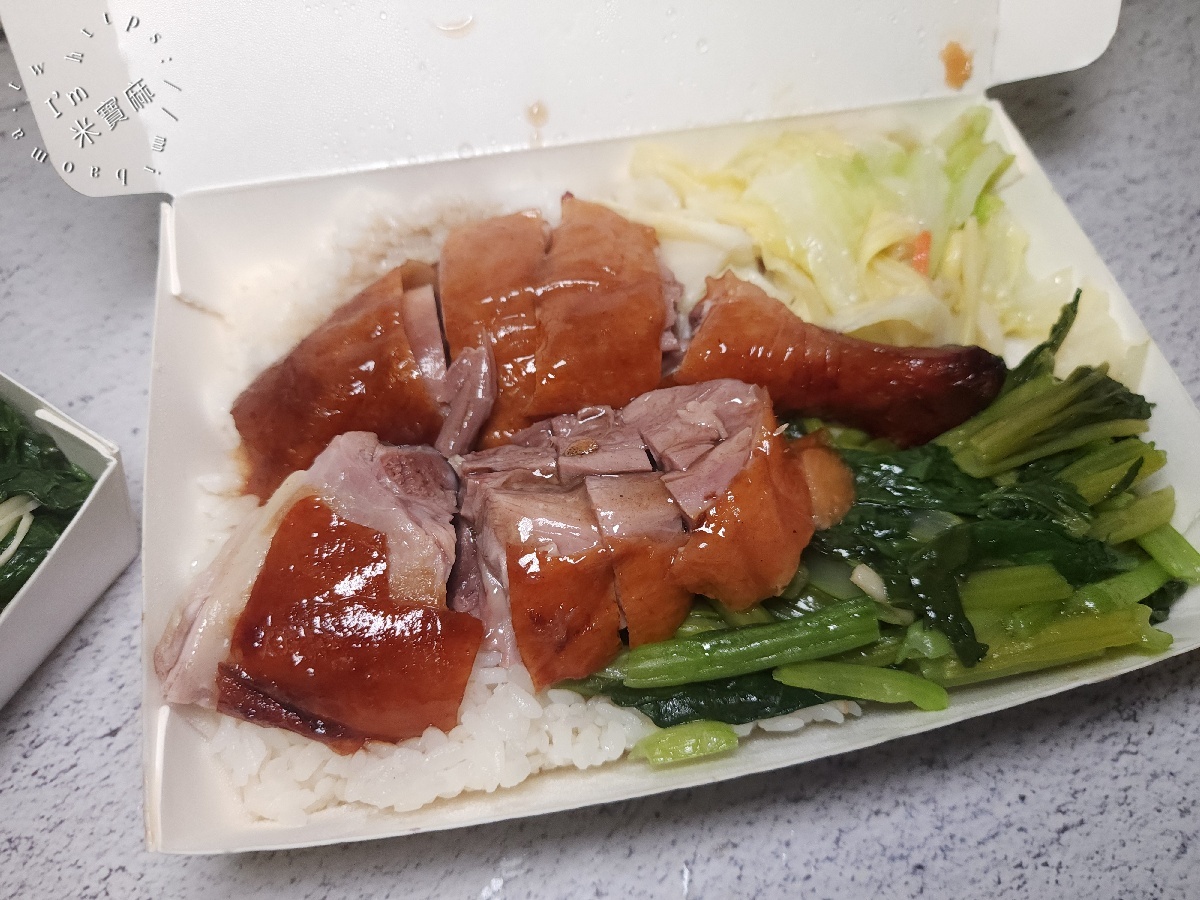 齊亨燒臘｜中山區燒臘，招牌飯、三寶飯、油雞、燒鴨、叉燒、燒肉一次滿足！