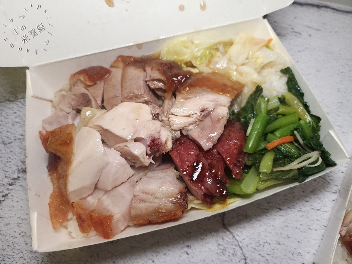 齊亨燒臘｜中山區燒臘，招牌飯、三寶飯、油雞、燒鴨、叉燒、燒肉一次滿足！