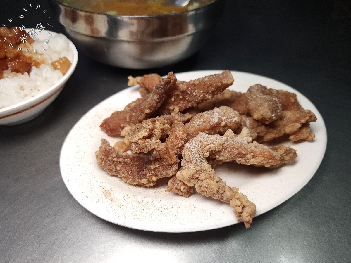 三合麵｜萬華美食老饕激推！必吃古早味小吃，滑嫰三合麵與多樣化魯肉飯、海產麵推薦 (含菜單)