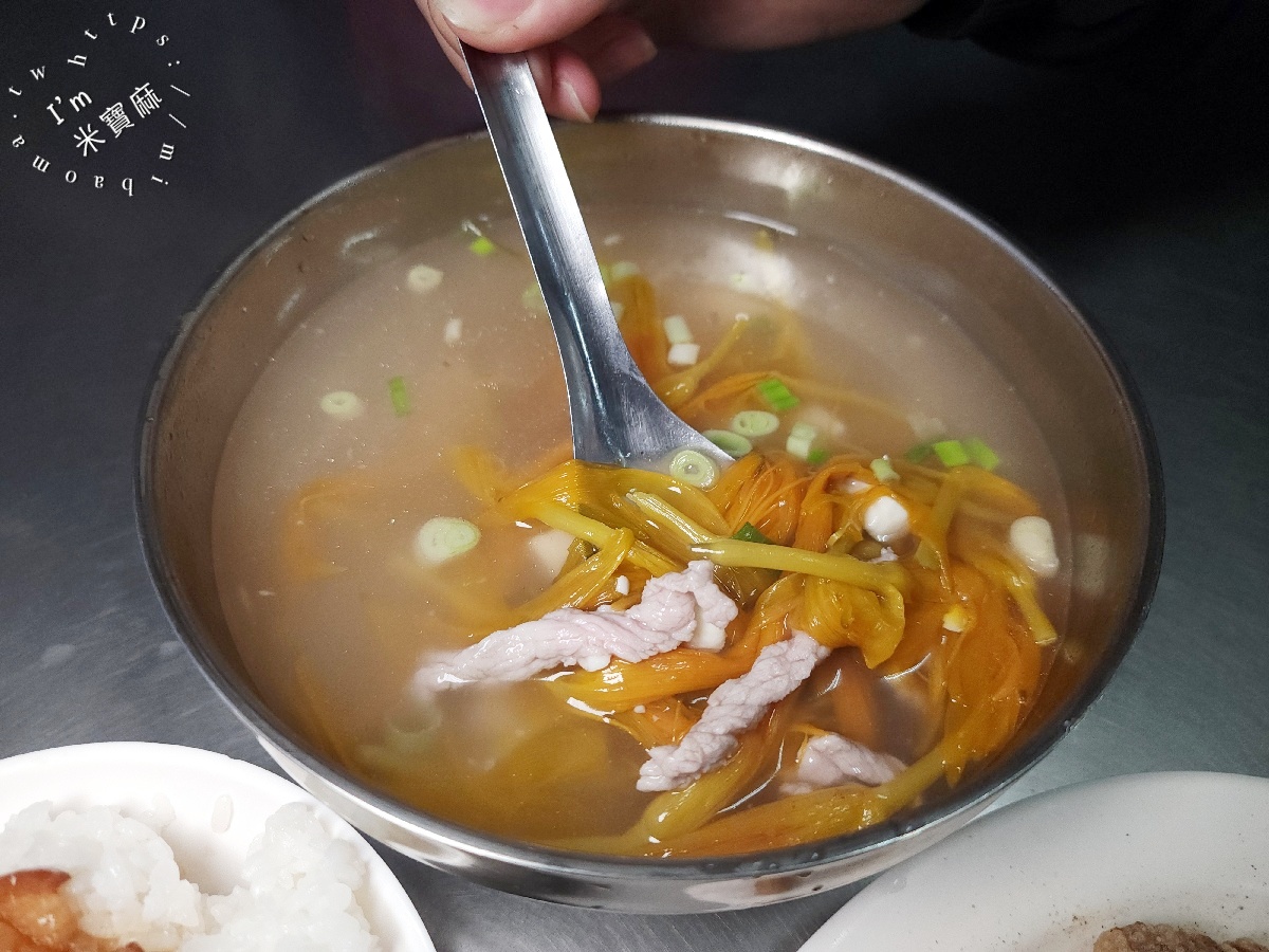 三合麵｜萬華美食老饕激推！必吃古早味小吃，滑嫰三合麵與多樣化魯肉飯、海產麵推薦 (含菜單)