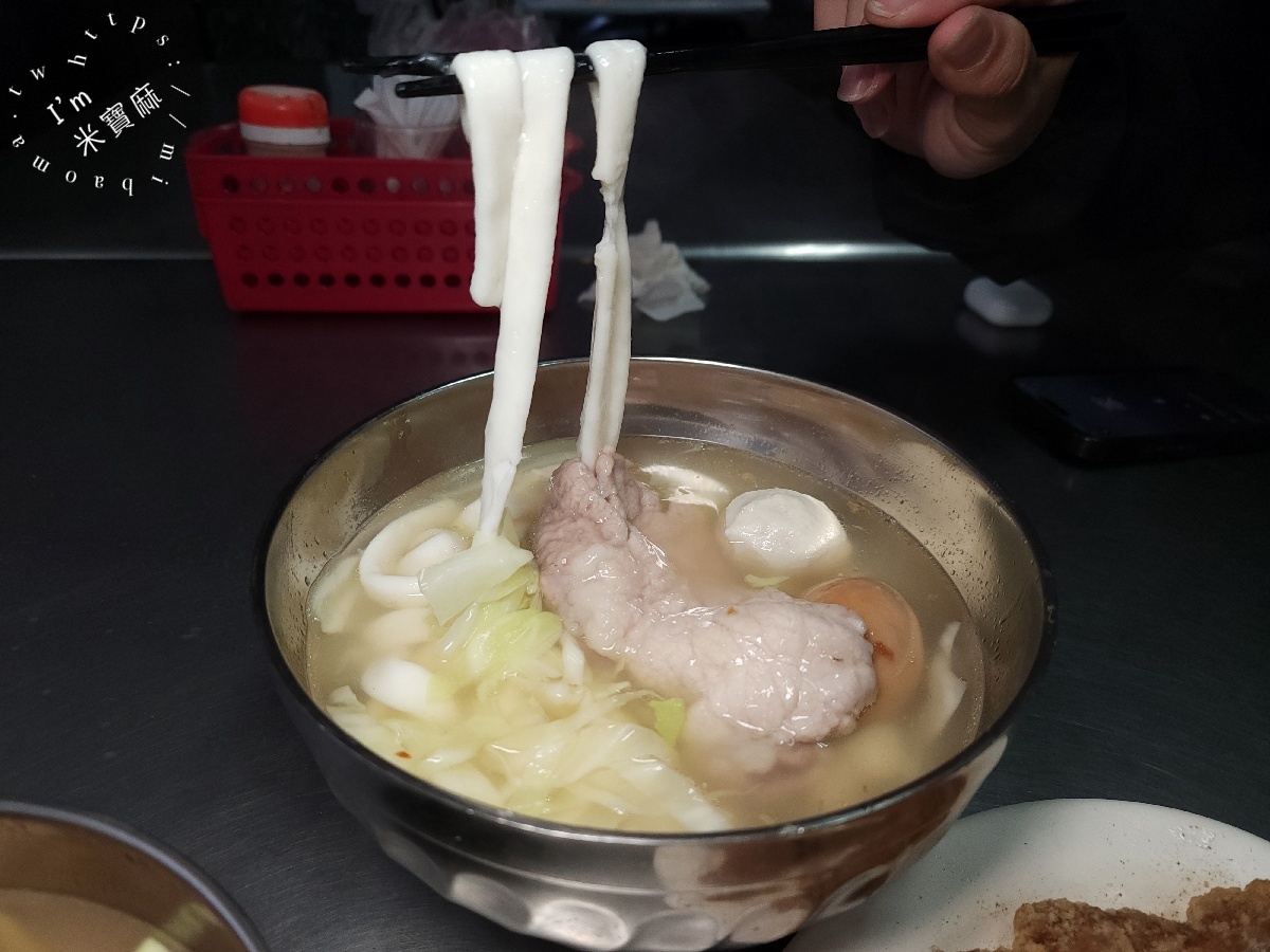 三合麵｜萬華美食老饕激推！必吃古早味小吃，滑嫰三合麵與多樣化魯肉飯、海產麵推薦 (含菜單)