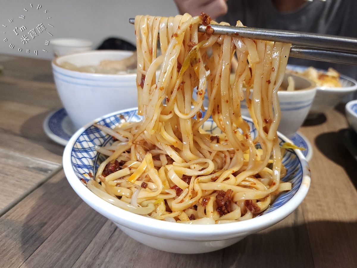 熹湯舖子｜萬華人氣雞湯專賣！剝皮辣椒、香菇雞湯必嚐，近龍山寺站的暖心美食