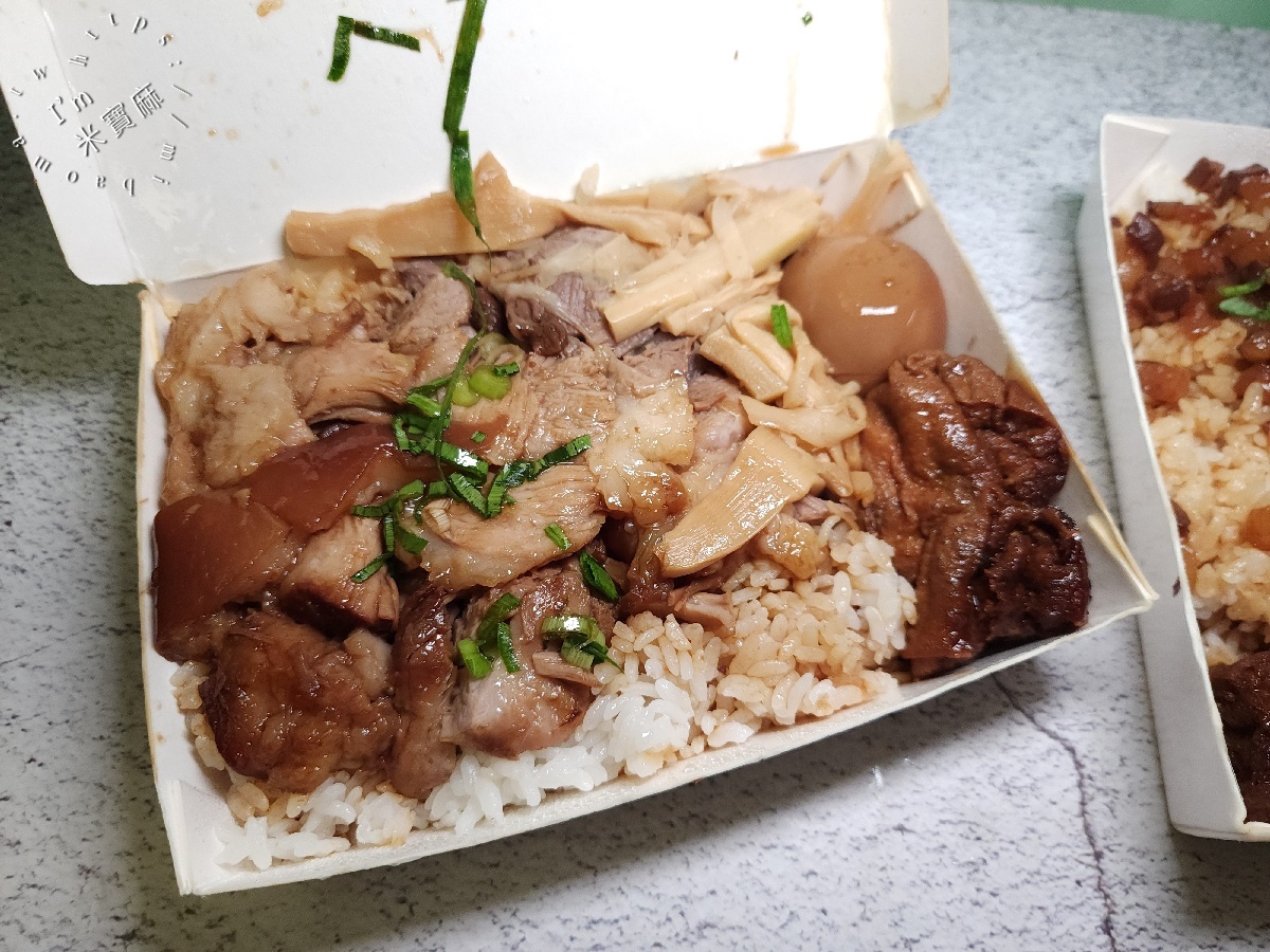 壹等品霸王豬腳中壢中央店|中壢美食,必吃老街溪站美食,蹄膀飯、魯肉飯外帶內用都美味! 壹等品霸王豬腳中壢中央店|中壢美食,必吃老街溪站美食,蹄膀飯、魯肉飯外帶內用都美味!