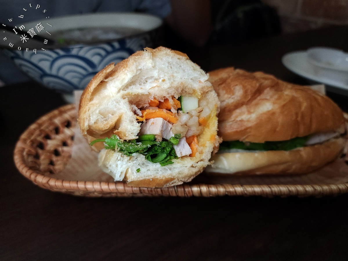 AoDai奧黛越南料理｜萬華美食，道地風味河粉、法國麵包，感受秒飛越南的用餐氛圍