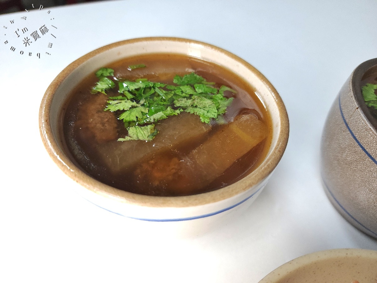 哥弟筒仔米糕｜永和美食，30年老店必吃筒仔米糕、排骨酥湯，從小吃到大的老味道！