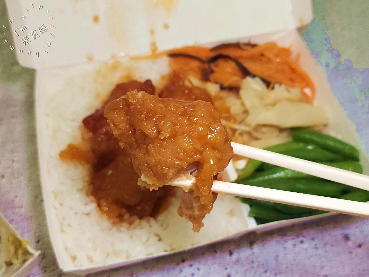 公園飯包｜台北車站美食，超高CP值平價便當，菜飯、獅子頭飯50元起，雞腿飯百元有找！