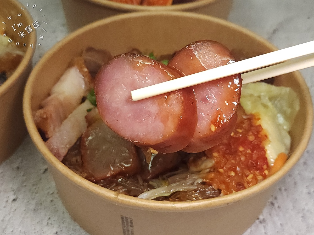 食客燒臘坊|萬華美食,必吃脆皮鴨腿飯、蜜汁雞腿飯,內用附熱湯冷飲 食客燒臘坊|萬華美食,必吃脆皮鴨腿飯、蜜汁雞腿飯,內用附熱湯冷飲