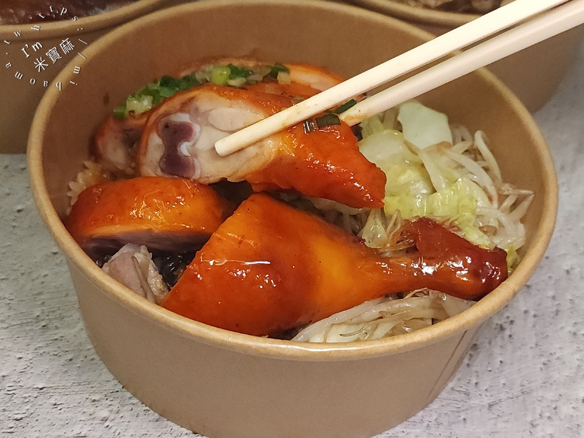 食客燒臘坊|萬華美食,必吃脆皮鴨腿飯、蜜汁雞腿飯,內用附熱湯冷飲 食客燒臘坊|萬華美食,必吃脆皮鴨腿飯、蜜汁雞腿飯,內用附熱湯冷飲