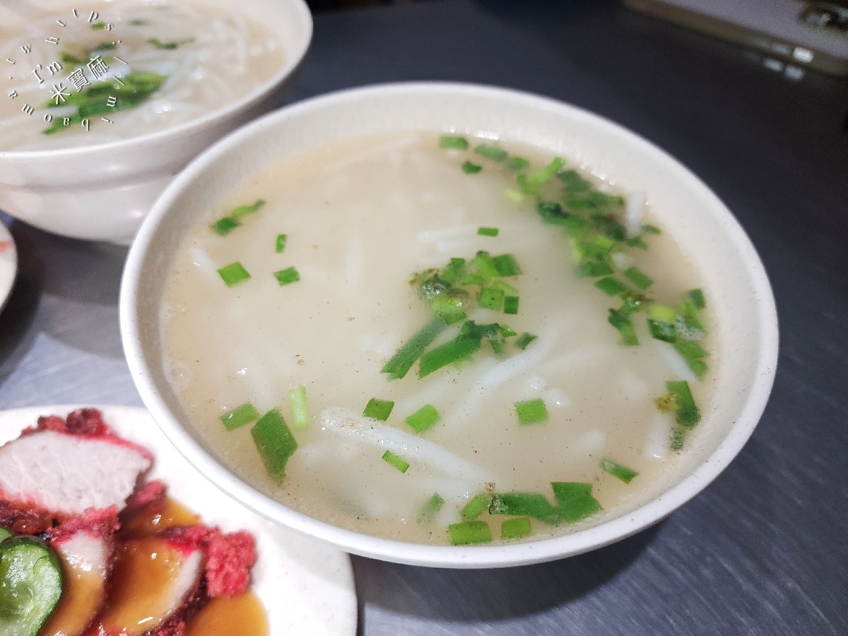 巷仔內米粉湯｜景美夜市巷弄內的隱藏美味，必吃古早味米粉湯與銷魂炸物
