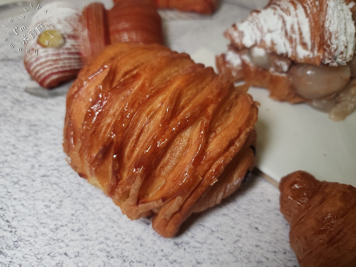 SpotlessBakery｜三重可頌甜點，預約制人氣可頌，爆餡卡士達、蝴蝶可頌、千層蛋塔必吃，可宅配