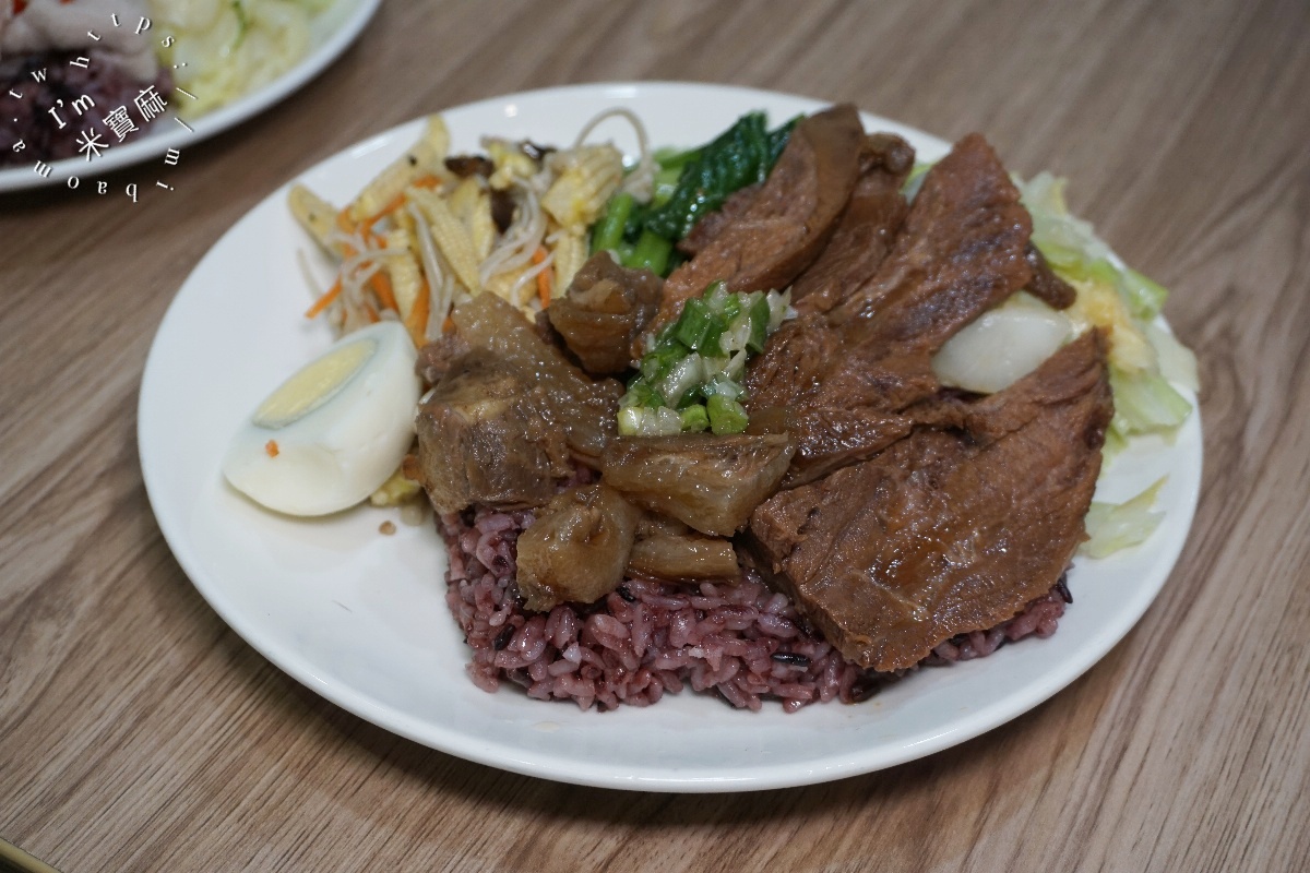 大王健康餐盒｜南京三民健康餐盒，百元高CP值！紫米飯＋豐富配菜，松山區健康便當首選