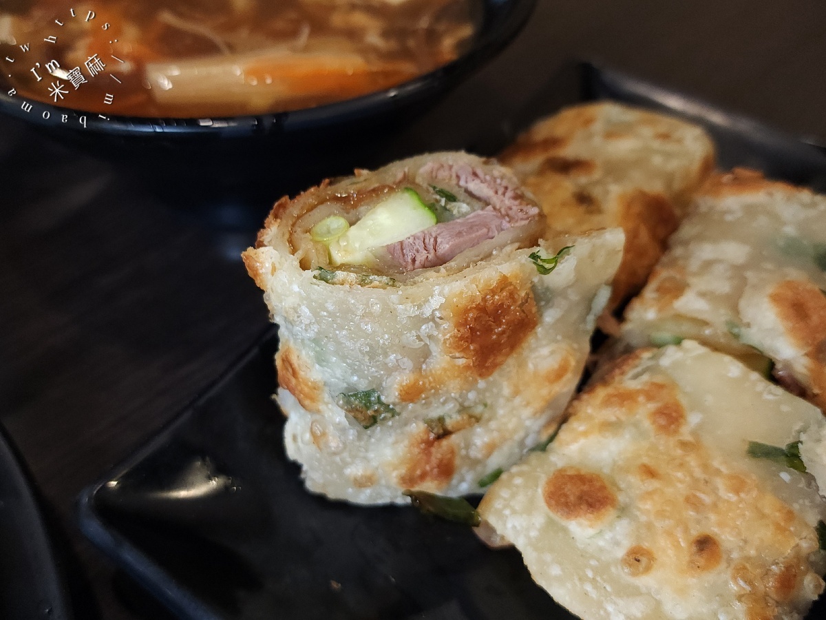 平津小北平麵食｜永和頂溪站必吃北方麵食，牛肉捲餅、韭菜水餃、炸醬麵、豆沙鍋餅一次滿足