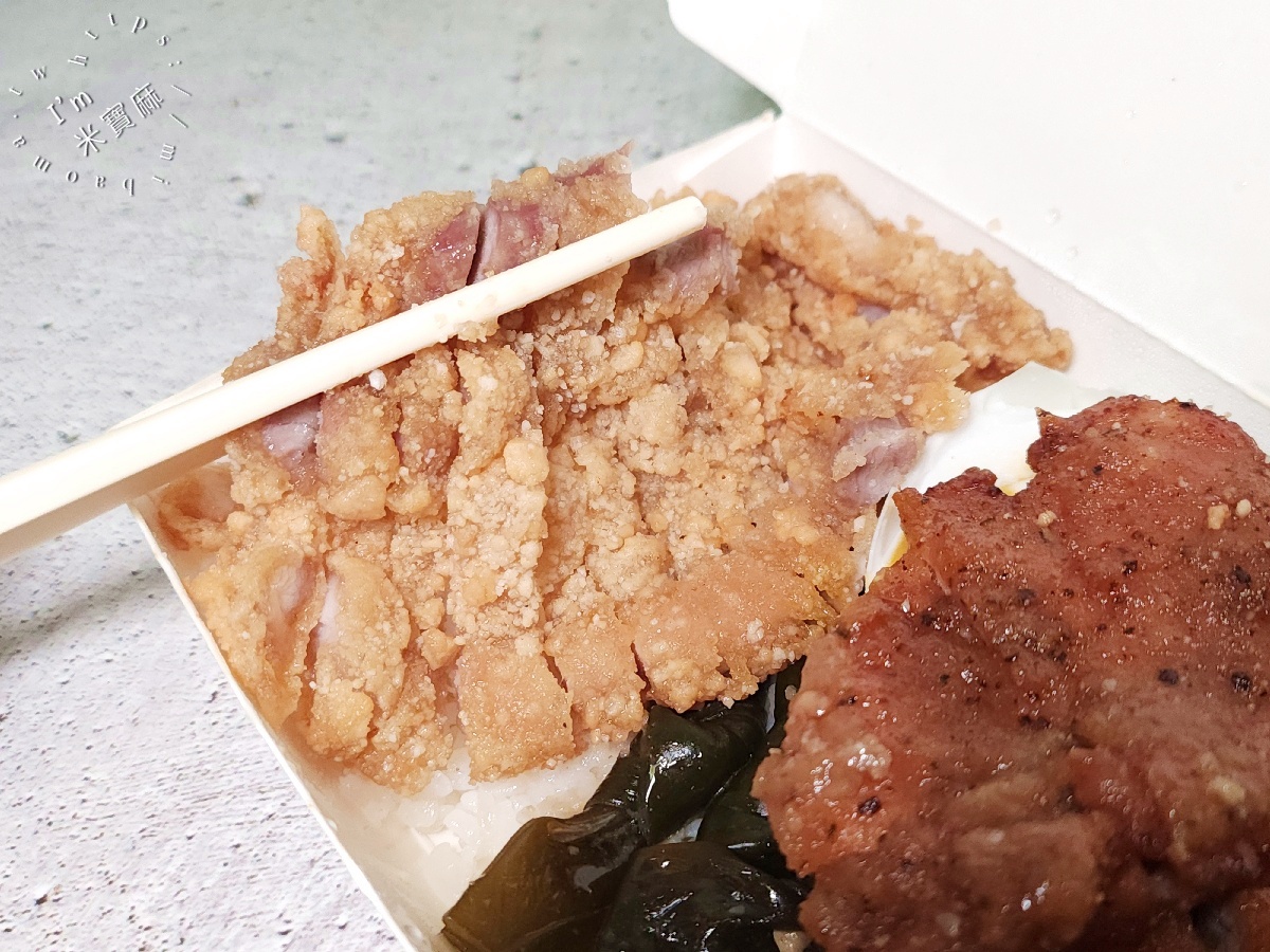 小肥便當｜南京三民站排隊便當推薦！雞腿飯、排骨飯、東坡肉飯人氣必點，雙拼加肉更滿足