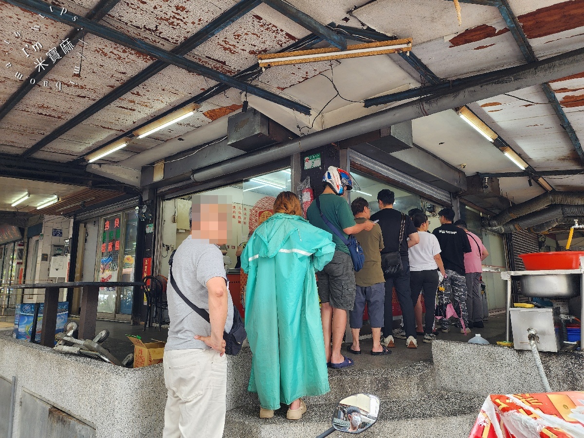 小肥便當｜南京三民站排隊便當推薦！雞腿飯、排骨飯、東坡肉飯人氣必點，雙拼加肉更滿足