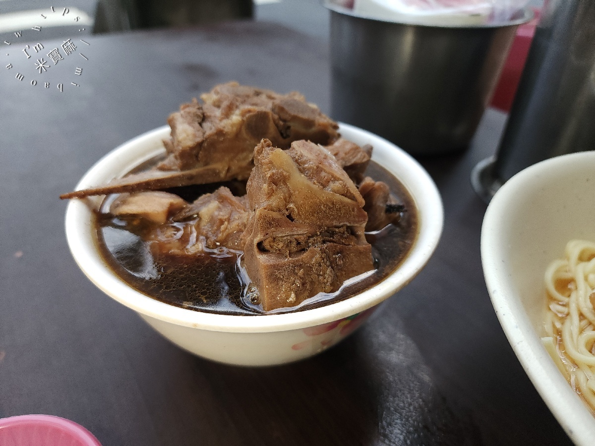 無名當歸藥燉排骨 羊肉湯｜永和美食，大碗排骨湯、羊肉湯，在地人激推必吃！