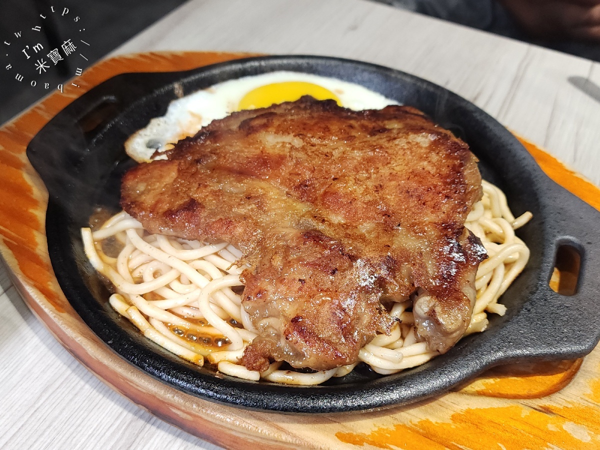 牛派牛排館｜永和牛排，平價排餐附酥皮濃湯、飲料冰品無限享用，中正路美食推薦
