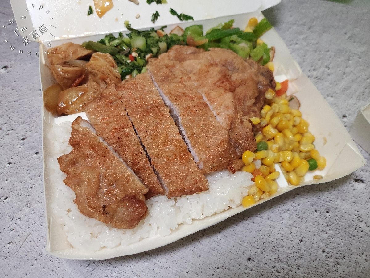 排骨王|永和美食,竹林市場巷弄人氣便當,配菜自選四樣 排骨王|永和美食,竹林市場巷弄人氣便當,配菜自選四樣