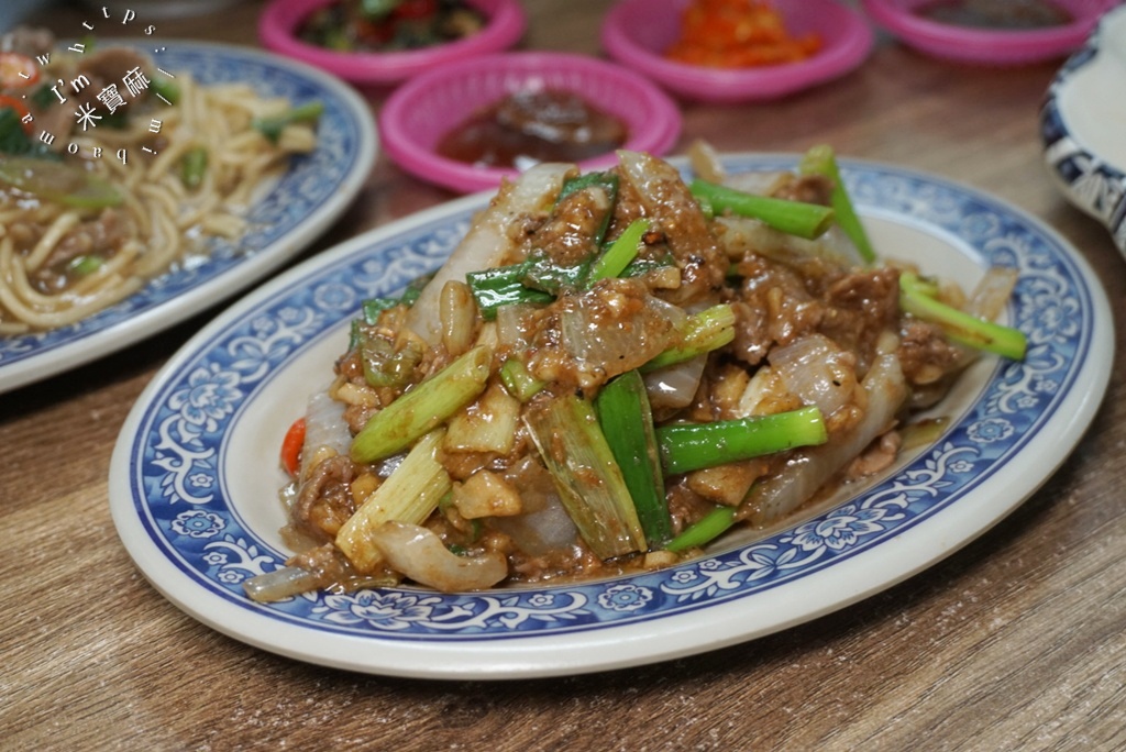 夏記羊肉｜土城美食，新北第一羊肉炒麵！當歸羊肉湯、熱炒推薦，免費無限續湯