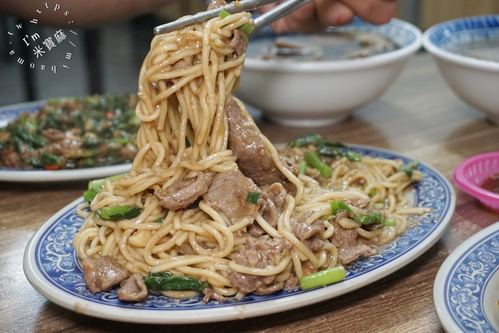 夏記羊肉｜土城美食，新北第一羊肉炒麵！當歸羊肉湯、熱炒推薦，免費無限續湯
