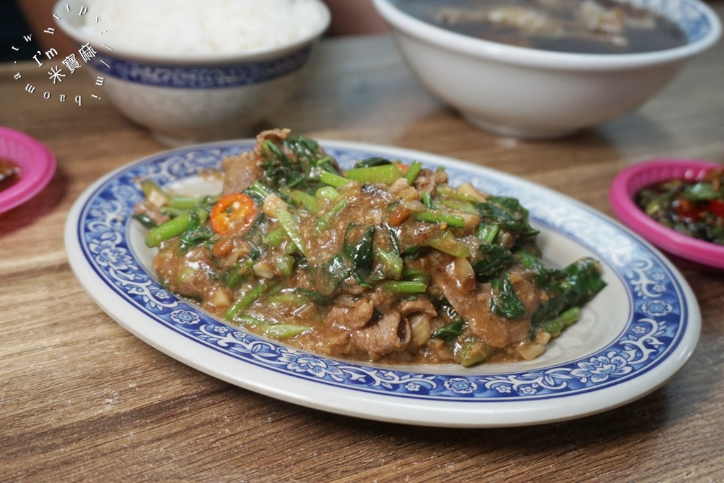 夏記羊肉｜土城美食，新北第一羊肉炒麵！當歸羊肉湯、熱炒推薦，免費無限續湯