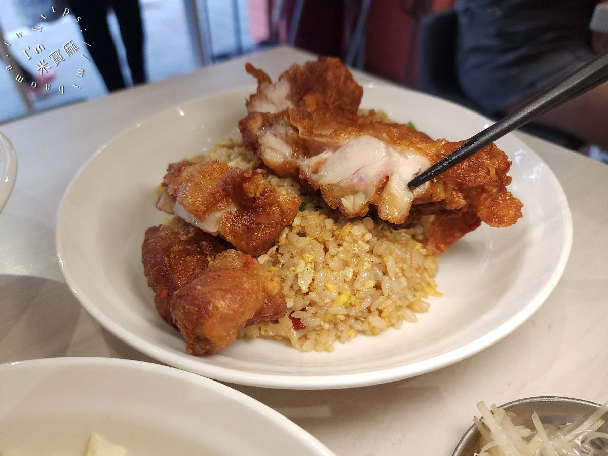芯豐潮｜板橋美食，前鼎泰豐主廚坐鎮！花雕雞炒飯、排骨炒飯、小籠湯包都必吃