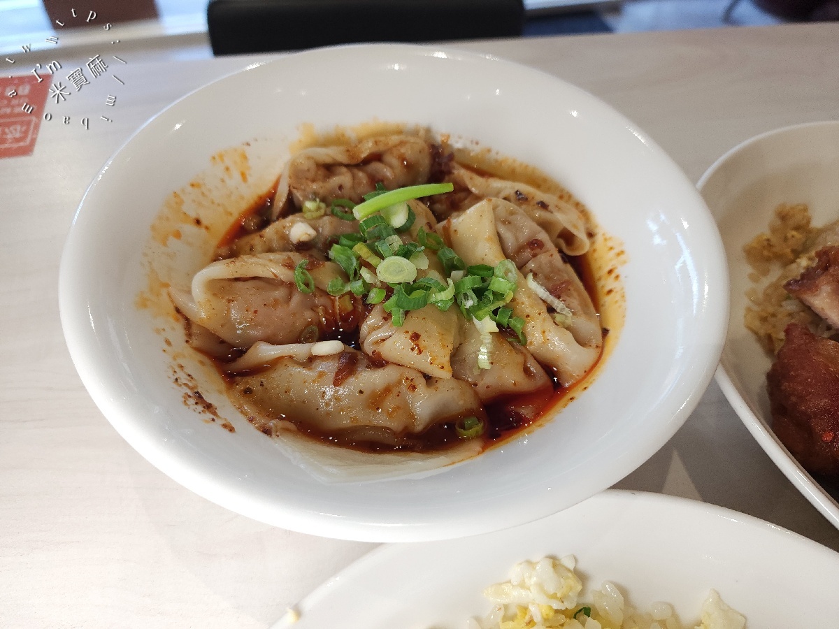芯豐潮|板橋美食,前鼎泰豐主廚坐鎮!花雕雞炒飯、排骨炒飯、小籠湯包都必吃 芯豐潮|板橋美食,前鼎泰豐主廚坐鎮!花雕雞炒飯、排骨炒飯、小籠湯包都必吃